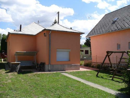 Melani Apartman Hark�ny
