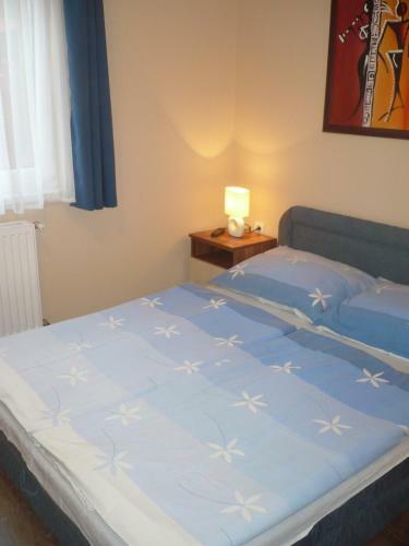 Eszter Apartmanh�z