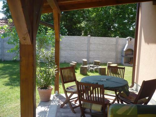 Eszter Apartmanh�z
