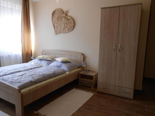 Imola �s Andrea Apartmanh�z 2