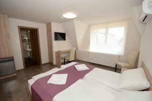Bed & Breakfast H�v�zi T�park Panzi�
