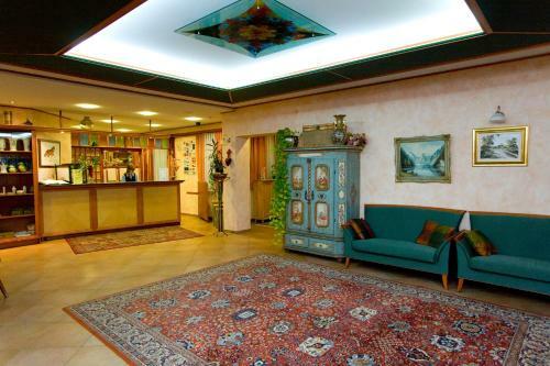 H�tk�ti Wellness Hotel �s Lovaspark