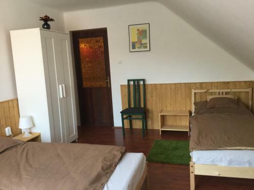Hostal Avas Apartman