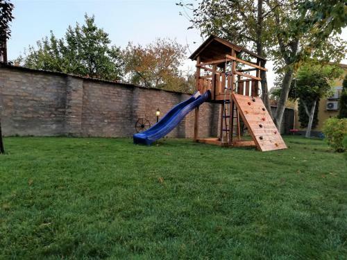 Bed & Breakfast O�zis Panzi�