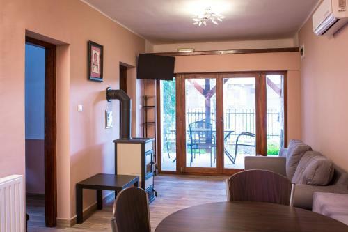 N�gy �vszak Apartmanh�z