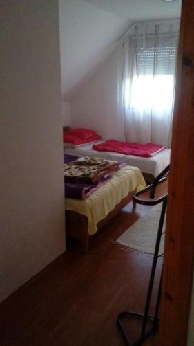 Hostal Zsuzsanna Vend�gh�z