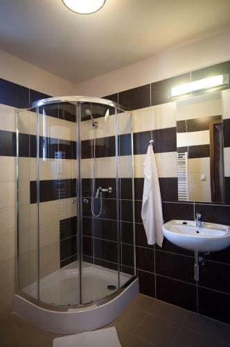Pandora Zs�ry Apartmanok Mez?k�vesd