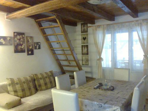 Hostal Borosty�n Vend�gh�z