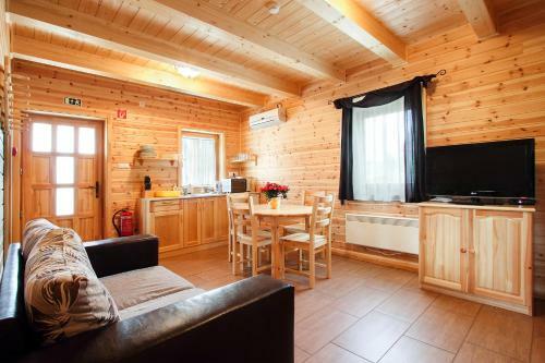 Hostal Family Panzio Es Apartman Hazak