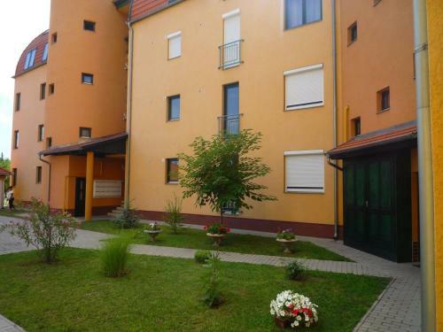 Udvarh�z Apartman