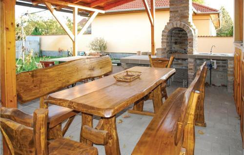 One-bedroom Apartment In Morahalom
