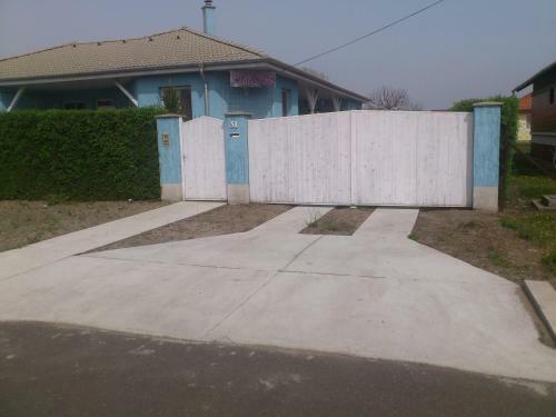 Levendula Vend�gh�z