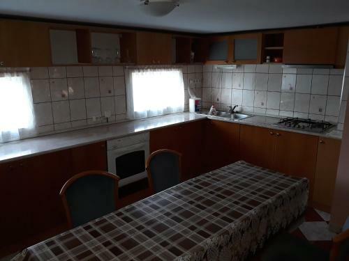 R�zsa Apartman