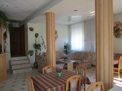 Bed & Breakfast Seva Csal�di Panzi�