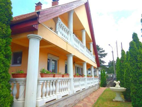 Koppi H�z