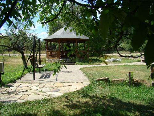 Hostal Pensiunea Agroturistica Cristal