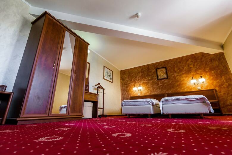 Hotel Golden House
