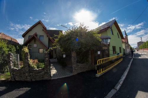 Hostal Pensiunea Dragonul