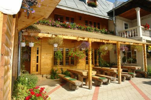 Hostal Pension Crizantema
