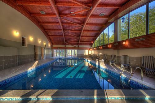 Fried Castle Hotel Resort