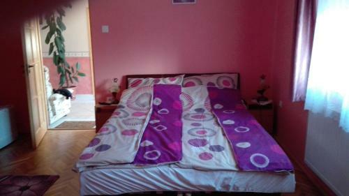 Hostal Tibor Bar�t Vend�gh�z
