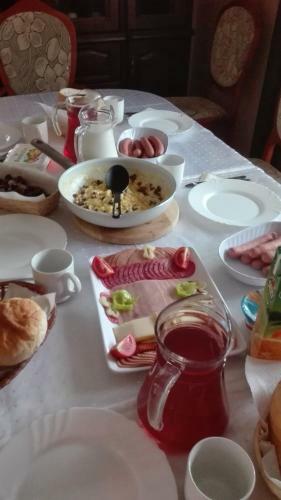 Hostal Tibor Bar�t Vend�gh�z