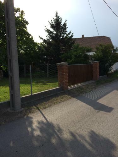 Hostal Borosty�nh�z