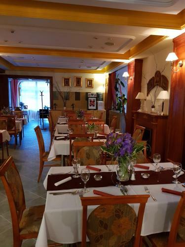Ez�stfeny? Hotel