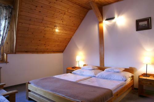 �reg Hal�sz Hotel �s �tterem