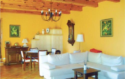 Holiday Home J�kai Utca-szentkozmadombja
