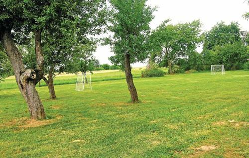Holiday Home J�kai Utca-szentkozmadombja