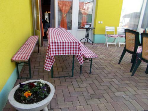Bed & Breakfast �jjelibagoly Panzi�