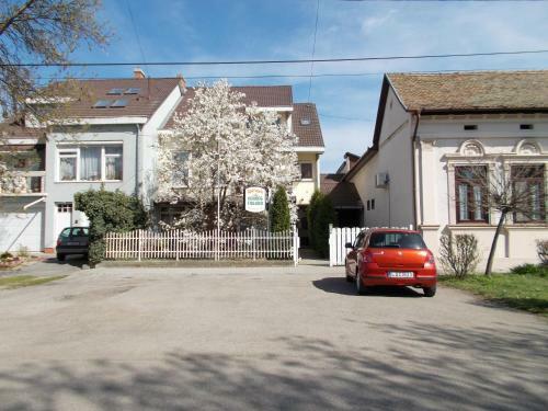 Bed & Breakfast �jjelibagoly Panzi�
