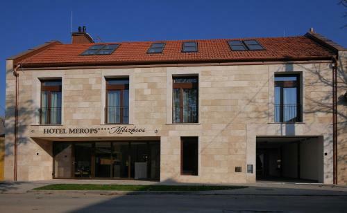 Hotel Merops M�sz�ros