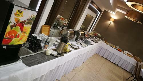 Hotel Merops M�sz�ros