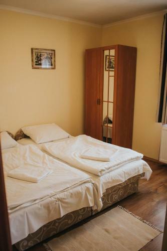 Hostal Sz�p Kert Vend�gh�z