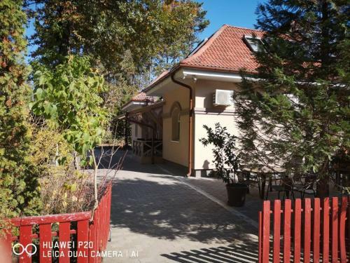 Hostal The Corner House Panzi�