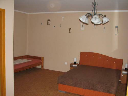 Apartamento �j Vend�gh�z