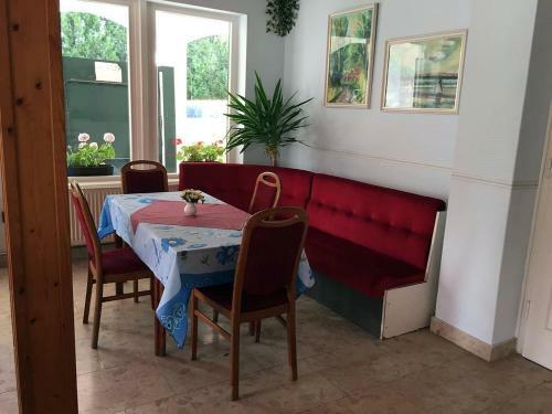 Hostal Tahiti Vend�gpark