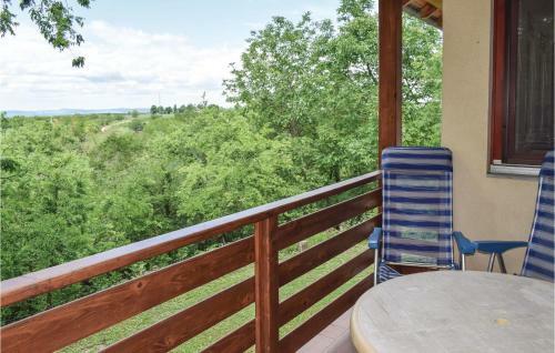 Three-bedroom Holiday Home In Szolad