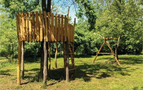 Two-bedroom Holiday Home In Szolad