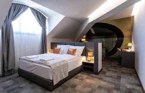 Artis Boutique Hotel
