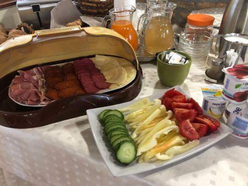 Hostal Blum Pince - Boroz� Vend�gh�z