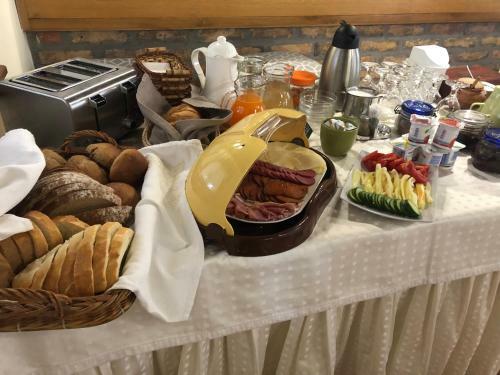 Hostal Blum Pince - Boroz� Vend�gh�z
