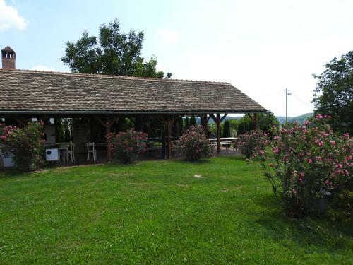 Hostal Blum Pince - Boroz� Vend�gh�z