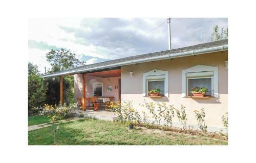 One-bedroom Holiday Home In Velence