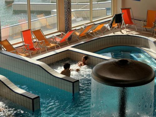 Hotel Velence Resort & Spa