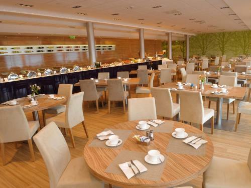 Hotel Velence Resort & Spa