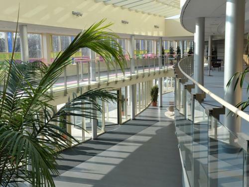 Hotel Velence Resort & Spa