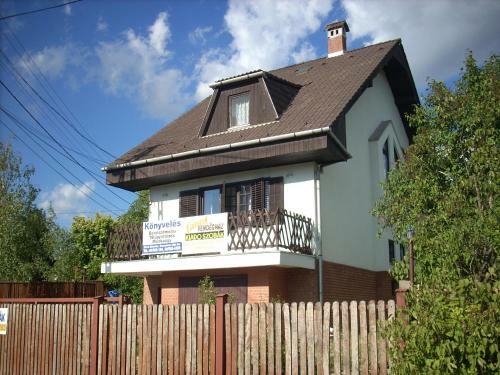 Hostal Fanni Vend�gh�z
